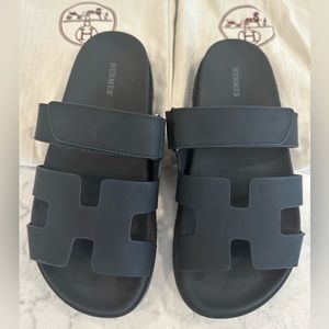 Hermes Chypre Sandal - Black Matte Leather
Size 40 (9.5)